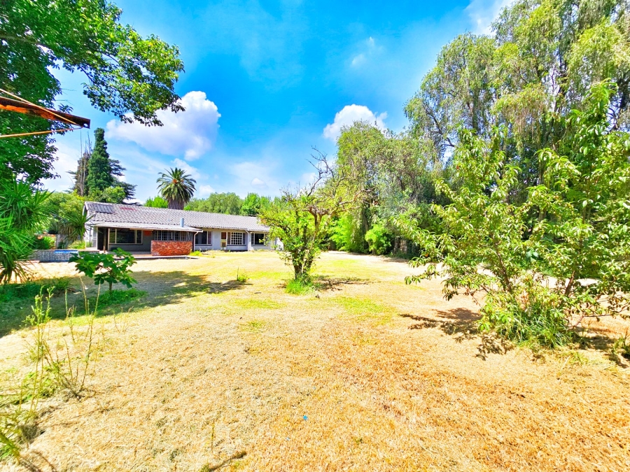 5 Bedroom Property for Sale in Vaalpark Free State